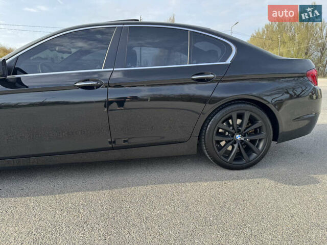 Чорний БМВ 5 Серія, об'ємом двигуна 3 л та пробігом 156 тис. км за 14200 $, фото 9 на Automoto.ua