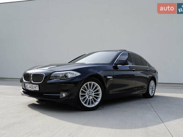 Черный БМВ 5 Серия, объемом двигателя 3 л и пробегом 215 тыс. км за 15850 $, фото 26 на Automoto.ua