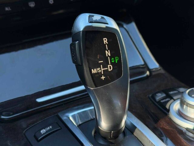 Черный БМВ 5 Серия, объемом двигателя 3 л и пробегом 271 тыс. км за 12500 $, фото 20 на Automoto.ua