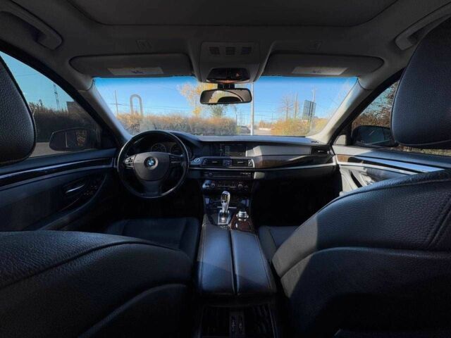 Черный БМВ 5 Серия, объемом двигателя 3 л и пробегом 271 тыс. км за 12500 $, фото 15 на Automoto.ua