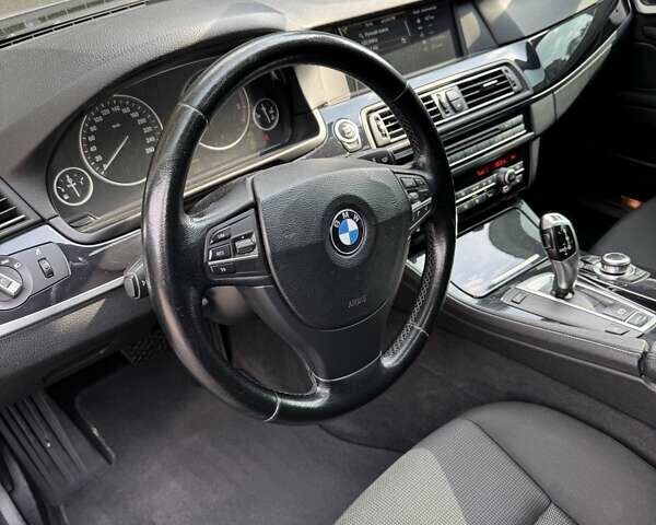 Чорний БМВ 5 Серія, об'ємом двигуна 2.99 л та пробігом 277 тис. км за 15300 $, фото 23 на Automoto.ua