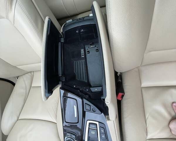 Чорний БМВ 5 Серія, об'ємом двигуна 3 л та пробігом 205 тис. км за 20300 $, фото 24 на Automoto.ua