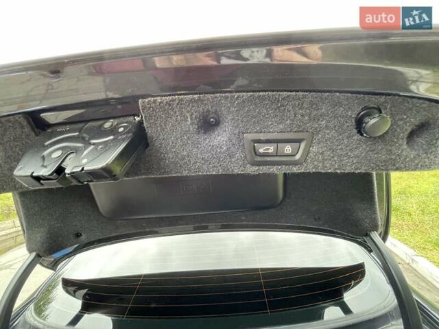 Чорний БМВ 5 Серія, об'ємом двигуна 3 л та пробігом 205 тис. км за 20300 $, фото 58 на Automoto.ua