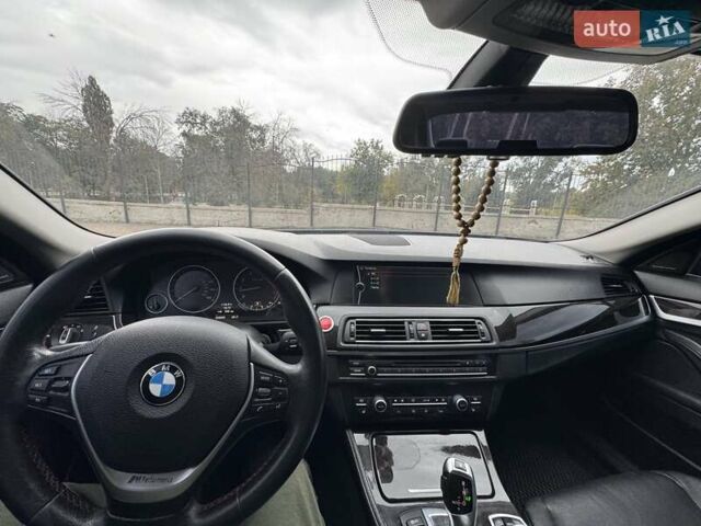 Черный БМВ 5 Серия, объемом двигателя 2.99 л и пробегом 237 тыс. км за 16000 $, фото 6 на Automoto.ua