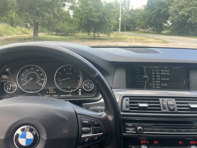 Чорний БМВ 5 Серія, об'ємом двигуна 2 л та пробігом 223 тис. км за 12700 $, фото 9 на Automoto.ua