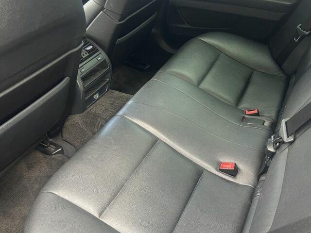 Чорний БМВ 5 Серія, об'ємом двигуна 2 л та пробігом 223 тис. км за 12700 $, фото 11 на Automoto.ua