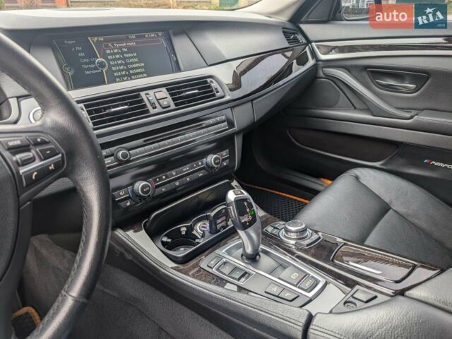 Чорний БМВ 5 Серія, об'ємом двигуна 2 л та пробігом 112 тис. км за 13700 $, фото 16 на Automoto.ua