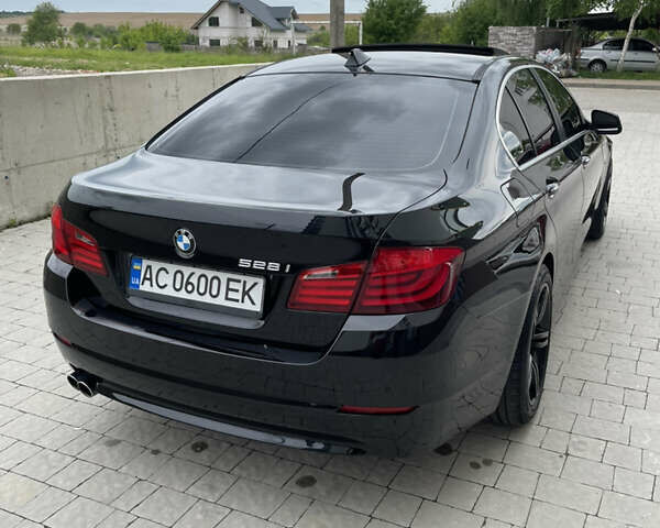 Чорний БМВ 5 Серія, об'ємом двигуна 2 л та пробігом 265 тис. км за 10000 $, фото 12 на Automoto.ua