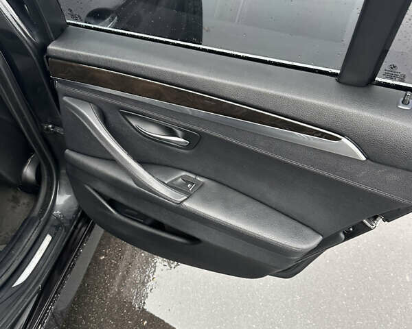 Черный БМВ 5 Серия, объемом двигателя 2 л и пробегом 279 тыс. км за 10500 $, фото 16 на Automoto.ua