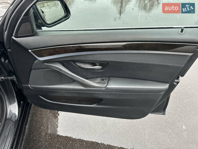 Черный БМВ 5 Серия, объемом двигателя 2 л и пробегом 279 тыс. км за 10500 $, фото 18 на Automoto.ua