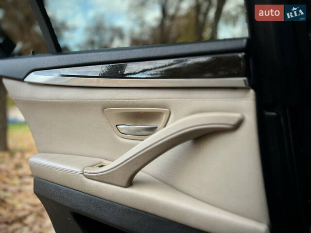 Чорний БМВ 5 Серія, об'ємом двигуна 3 л та пробігом 276 тис. км за 10999 $, фото 22 на Automoto.ua