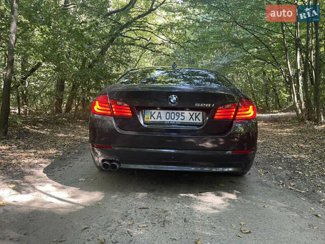 Чорний БМВ 5 Серія, об'ємом двигуна 2 л та пробігом 383 тис. км за 12700 $, фото 21 на Automoto.ua