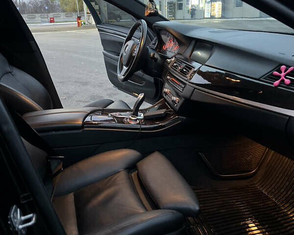 Черный БМВ 5 Серия, объемом двигателя 2 л и пробегом 165 тыс. км за 12000 $, фото 13 на Automoto.ua