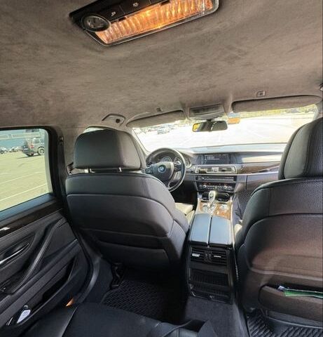 Черный БМВ 5 Серия, объемом двигателя 3 л и пробегом 235 тыс. км за 17500 $, фото 6 на Automoto.ua