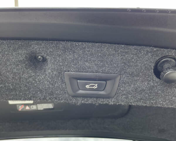 Чорний БМВ 5 Серія, об'ємом двигуна 2 л та пробігом 265 тис. км за 10000 $, фото 20 на Automoto.ua