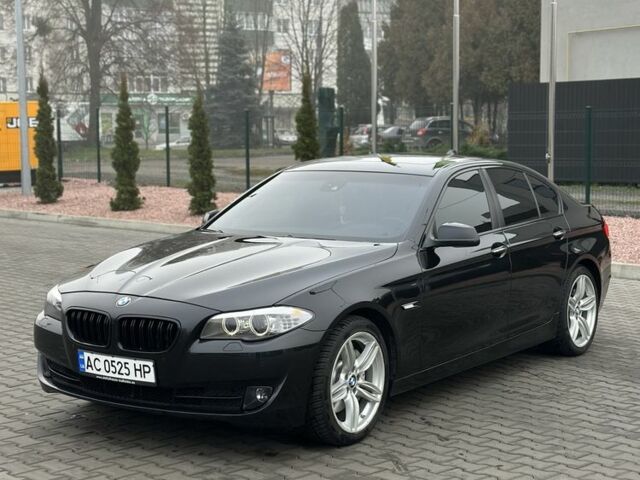 Черный БМВ 5 Серия, объемом двигателя 2 л и пробегом 293 тыс. км за 15999 $, фото 1 на Automoto.ua