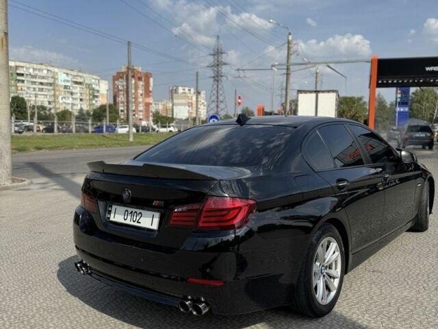 Чорний БМВ 5 Серія, об'ємом двигуна 3 л та пробігом 281 тис. км за 13500 $, фото 2 на Automoto.ua
