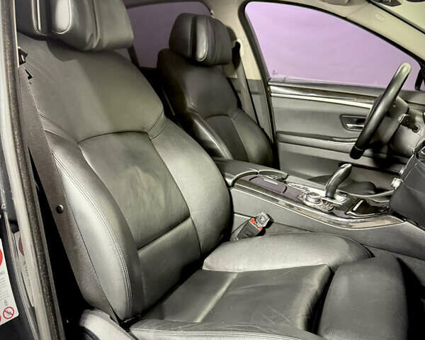 Черный БМВ 5 Серия, объемом двигателя 2.99 л и пробегом 255 тыс. км за 15700 $, фото 17 на Automoto.ua