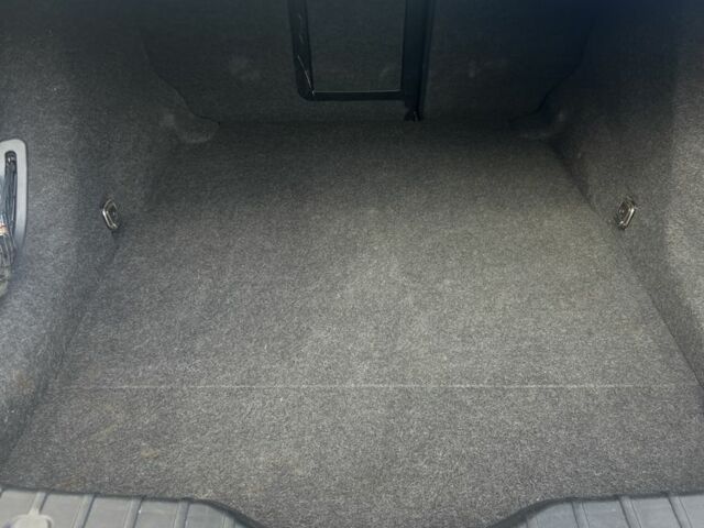 Чорний БМВ 5 Серія, об'ємом двигуна 2 л та пробігом 223 тис. км за 12700 $, фото 19 на Automoto.ua