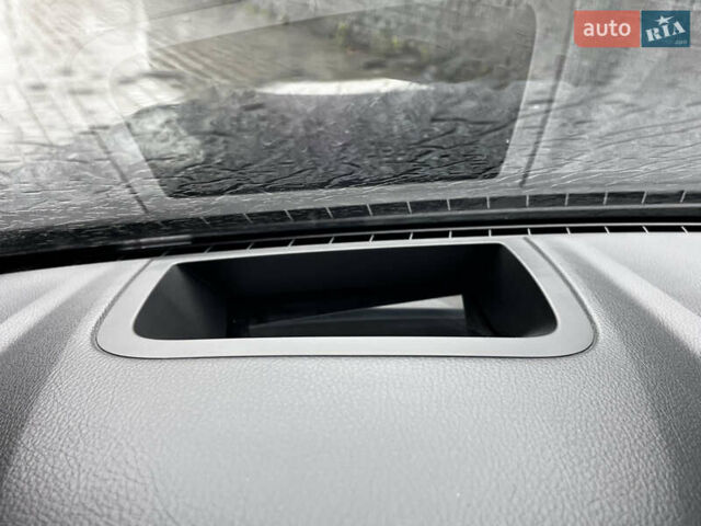 Черный БМВ 5 Серия, объемом двигателя 2.99 л и пробегом 295 тыс. км за 14000 $, фото 20 на Automoto.ua