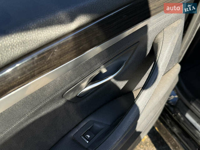 Чорний БМВ 5 Серія, об'ємом двигуна 2.98 л та пробігом 240 тис. км за 13800 $, фото 41 на Automoto.ua