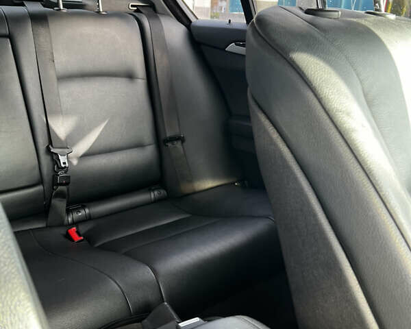 Черный БМВ 5 Серия, объемом двигателя 2 л и пробегом 374 тыс. км за 14800 $, фото 5 на Automoto.ua