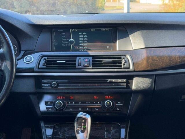 Черный БМВ 5 Серия, объемом двигателя 3 л и пробегом 271 тыс. км за 12500 $, фото 18 на Automoto.ua