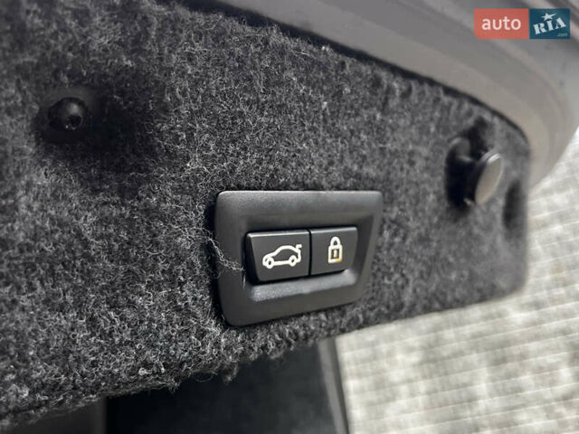 Черный БМВ 5 Серия, объемом двигателя 2.99 л и пробегом 295 тыс. км за 14000 $, фото 10 на Automoto.ua