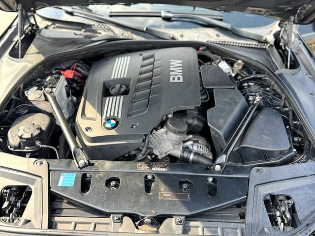 Черный БМВ 5 Серия, объемом двигателя 3 л и пробегом 281 тыс. км за 15000 $, фото 4 на Automoto.ua