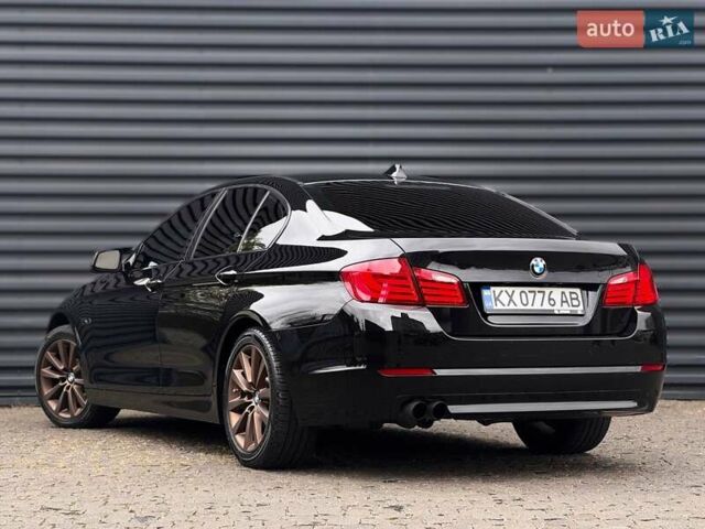 Черный БМВ 5 Серия, объемом двигателя 2 л и пробегом 137 тыс. км за 14600 $, фото 4 на Automoto.ua