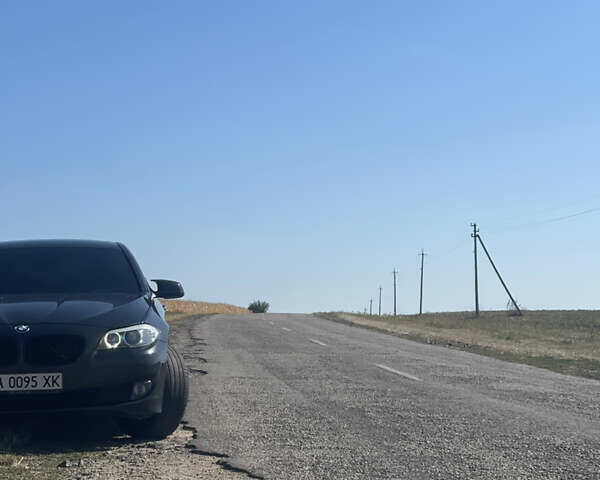 Чорний БМВ 5 Серія, об'ємом двигуна 2 л та пробігом 383 тис. км за 12700 $, фото 1 на Automoto.ua