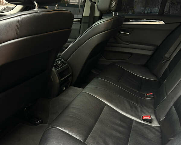 Черный БМВ 5 Серия, объемом двигателя 3 л и пробегом 217 тыс. км за 12300 $, фото 8 на Automoto.ua