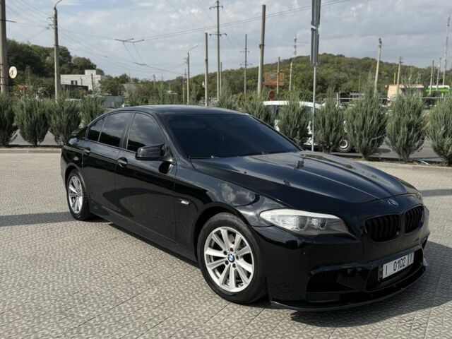 Чорний БМВ 5 Серія, об'ємом двигуна 3 л та пробігом 281 тис. км за 13500 $, фото 1 на Automoto.ua