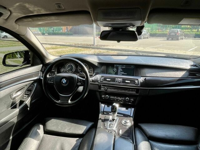 Чорний БМВ 5 Серія, об'ємом двигуна 3 л та пробігом 324 тис. км за 16700 $, фото 18 на Automoto.ua