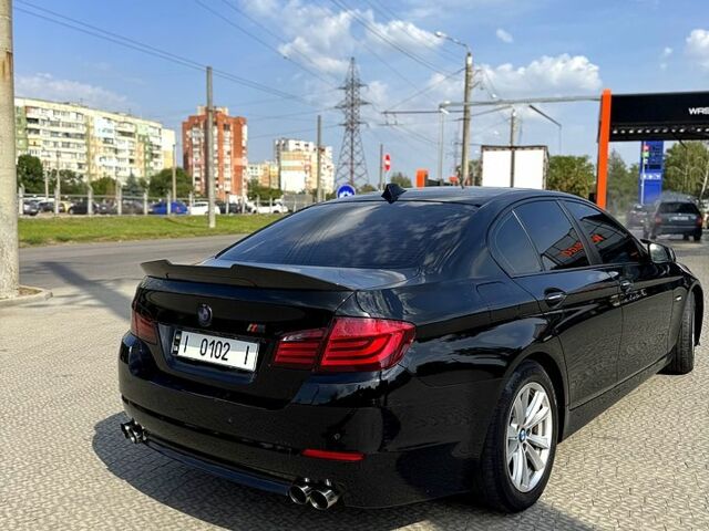 Черный БМВ 5 Серия, объемом двигателя 3 л и пробегом 281 тыс. км за 15000 $, фото 1 на Automoto.ua