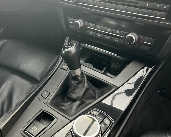 Черный БМВ 5 Серия, объемом двигателя 2 л и пробегом 374 тыс. км за 14800 $, фото 4 на Automoto.ua