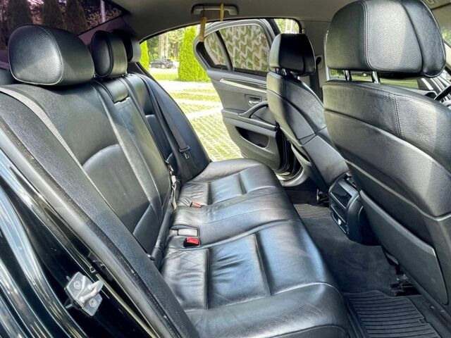 Чорний БМВ 5 Серія, об'ємом двигуна 3 л та пробігом 324 тис. км за 16700 $, фото 20 на Automoto.ua