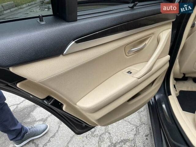 Чорний БМВ 5 Серія, об'ємом двигуна 3 л та пробігом 205 тис. км за 20300 $, фото 44 на Automoto.ua