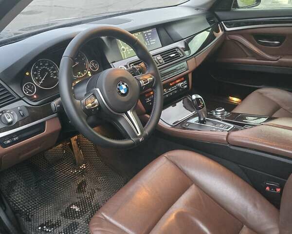 Чорний БМВ 5 Серія, об'ємом двигуна 3 л та пробігом 266 тис. км за 13600 $, фото 7 на Automoto.ua