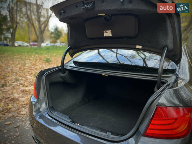 Чорний БМВ 5 Серія, об'ємом двигуна 3 л та пробігом 276 тис. км за 10999 $, фото 44 на Automoto.ua