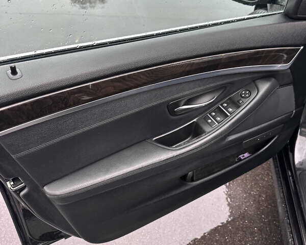 Черный БМВ 5 Серия, объемом двигателя 2 л и пробегом 279 тыс. км за 10500 $, фото 22 на Automoto.ua