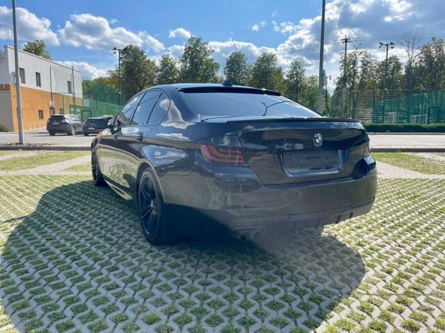 Чорний БМВ 5 Серія, об'ємом двигуна 3 л та пробігом 324 тис. км за 16700 $, фото 4 на Automoto.ua
