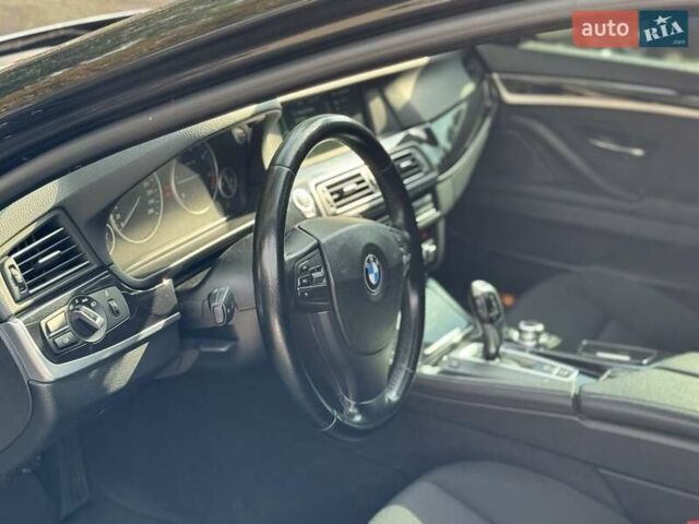 Чорний БМВ 5 Серія, об'ємом двигуна 2.99 л та пробігом 277 тис. км за 15300 $, фото 13 на Automoto.ua