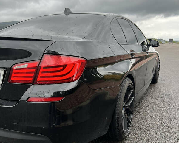 Черный БМВ 5 Серия, объемом двигателя 2.99 л и пробегом 392 тыс. км за 16000 $, фото 5 на Automoto.ua