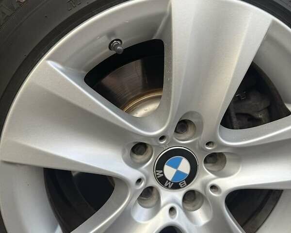 Чорний БМВ 5 Серія, об'ємом двигуна 2 л та пробігом 231 тис. км за 13500 $, фото 11 на Automoto.ua