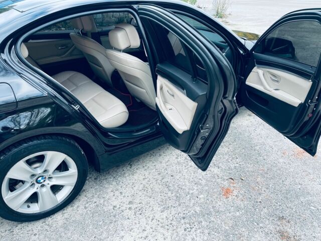 Черный БМВ 5 Серия, объемом двигателя 3 л и пробегом 281 тыс. км за 9970 $, фото 12 на Automoto.ua