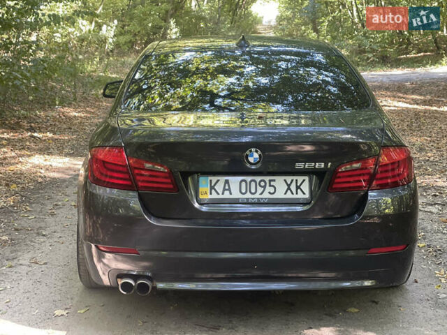 Чорний БМВ 5 Серія, об'ємом двигуна 2 л та пробігом 383 тис. км за 12700 $, фото 27 на Automoto.ua
