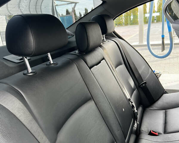 Чорний БМВ 5 Серія, об'ємом двигуна 2 л та пробігом 374 тис. км за 14600 $, фото 7 на Automoto.ua