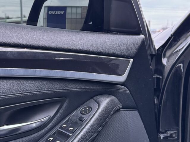 Черный БМВ 5 Серия, объемом двигателя 3 л и пробегом 326 тыс. км за 15500 $, фото 10 на Automoto.ua