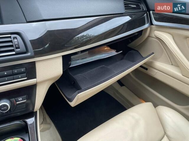 Чорний БМВ 5 Серія, об'ємом двигуна 3 л та пробігом 205 тис. км за 20300 $, фото 25 на Automoto.ua